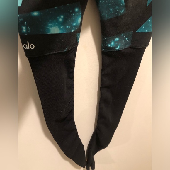 Alo Yoga Goddess Ribbed Ruched Geo Legging Island Green Space / Black Size XS - Picture 5 of 12